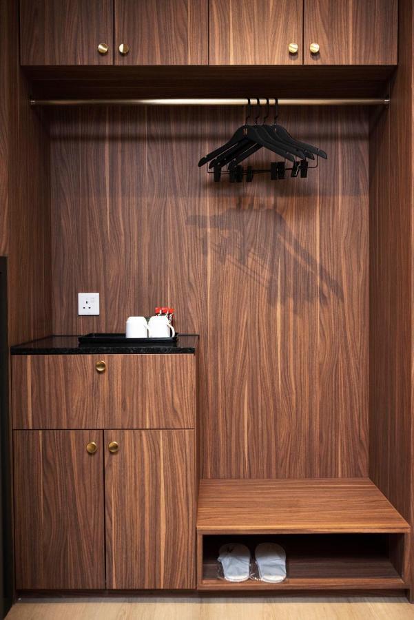 Monocolo Boutique Hotel Кота Кинабалу Екстериор снимка